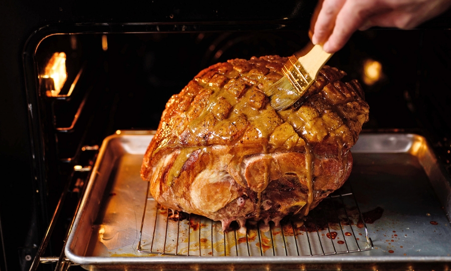 xmas ham in oven